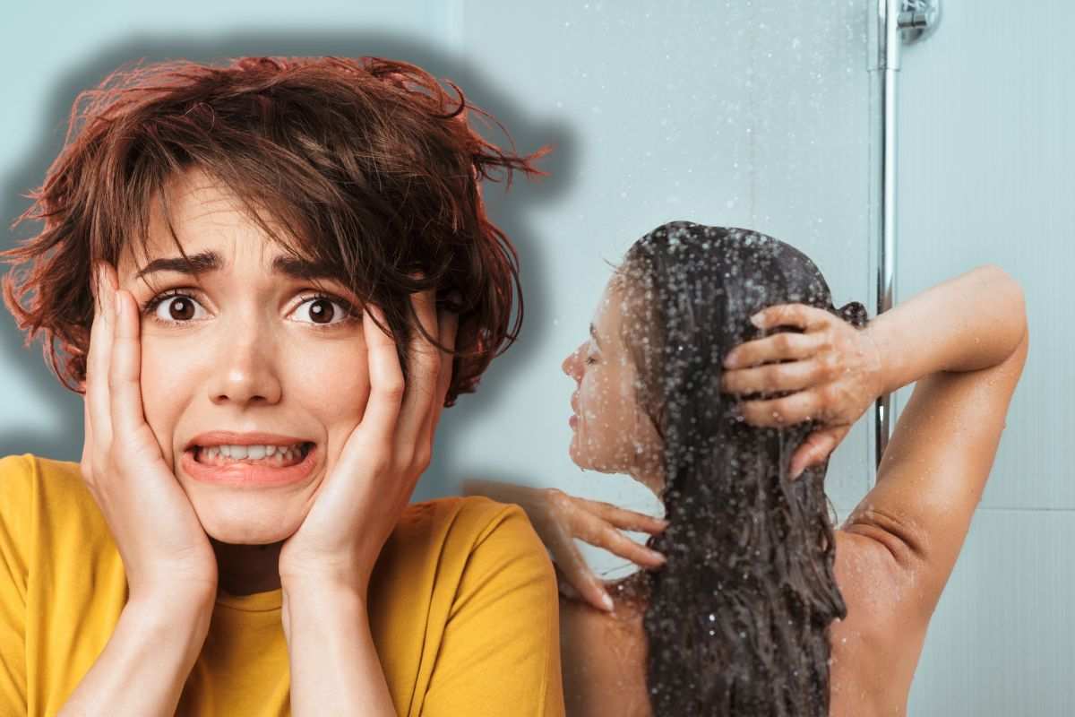 donna sotto la doccia e un'altra spaventata